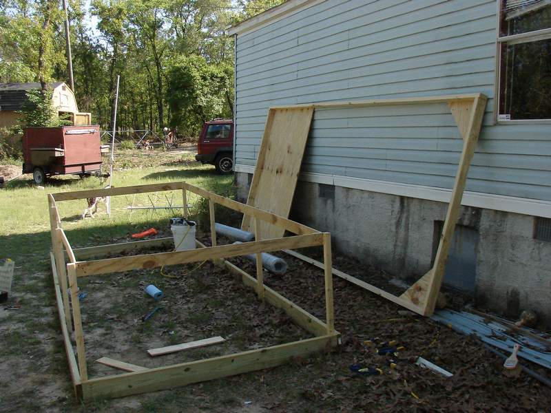 th_coop_build_23.jpg